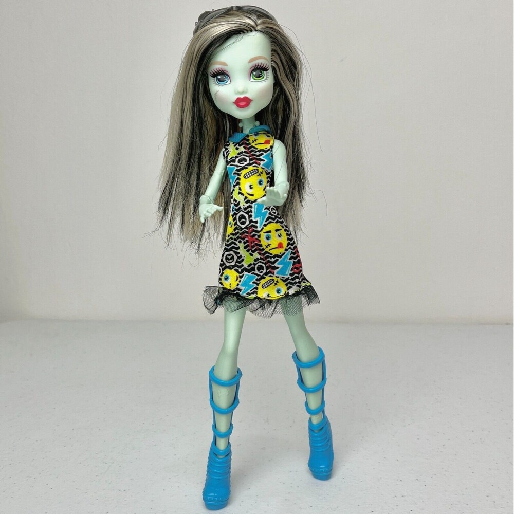 Monster High Emoji Frankie Stein Doll Boots Dress Sunglasses Mattel 2016 DVH19